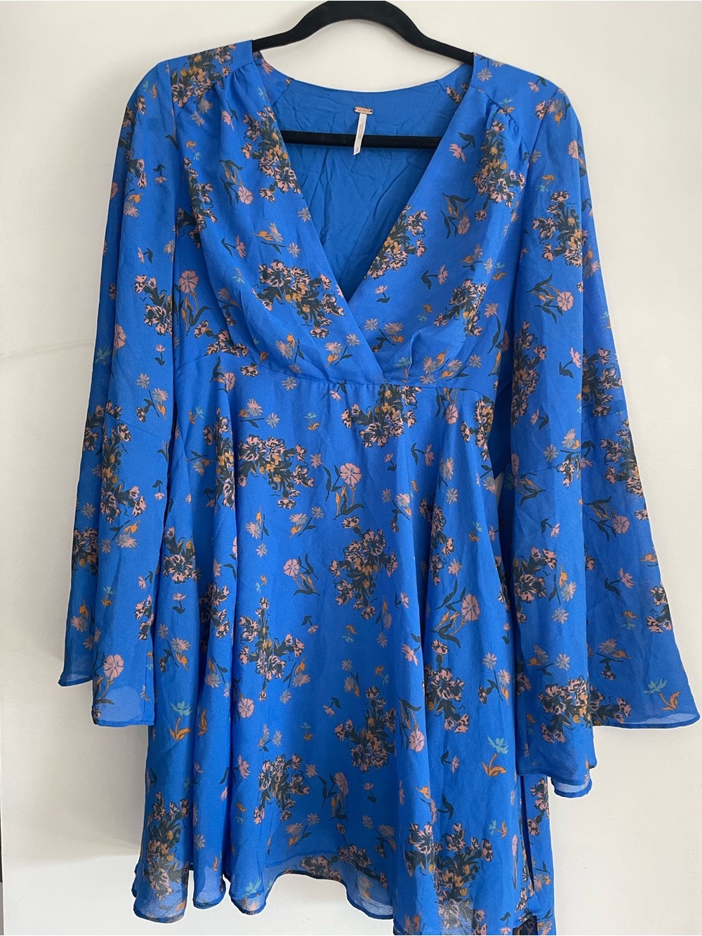 Free People Lilou Printed DRess Cobalt Blue V-neck with bell sleeves and zipper